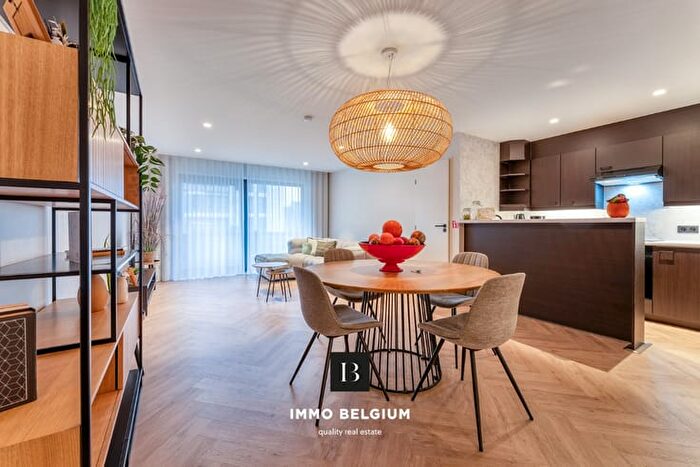 Appartement 7 pièces à Troonstraat, Oostende, à vendre