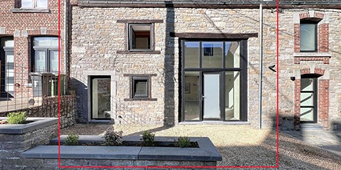 Maison 3 pièces à vendre à Beauraing, Namen