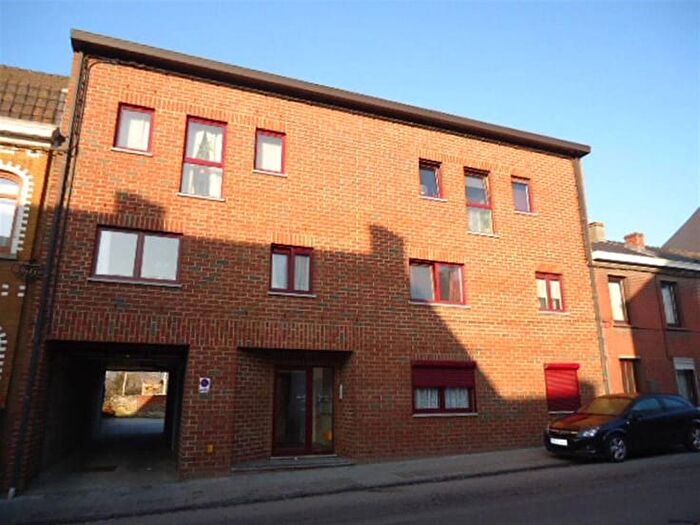 Rue Général de Gaulle : Appartement 1 pièce à louer