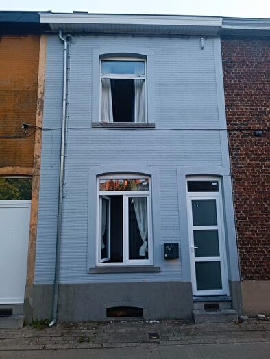 Impasse Leclercq, Charleroi : Appartement 4 pièces à louer