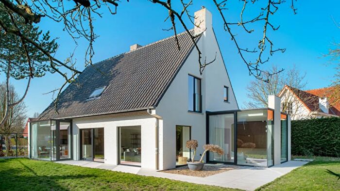 Maison 10 pièces à Boomgaarden, KnokkeHeist, à vendre