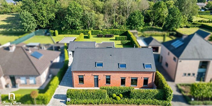 Maison 4 pièces à Rechtestraat, Koersel, à vendre