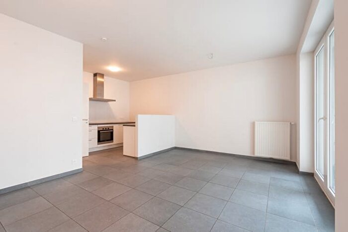 Avenue Fidéle Mengal, La Louvière La Louvière : Appartement 2 pièces à vendre