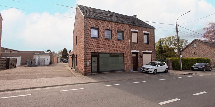 Maison 3 pièces à vendre à Winterslagstraat, Genk