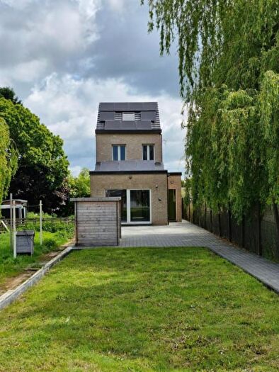 Maison 4 pièces à vendre à Rue d'Aiseau, AiseauPresles