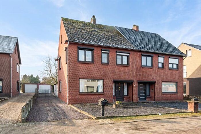 Astridlaan, Pelt : Maison 4 pièces à vendre
