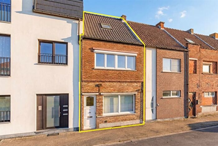 Victor Van Sandelaan, WETTEREN : Maison 3 pièces à vendre
