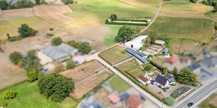 Diestersteenweg, Neeroeteren : Maison 3 pièces à vendre