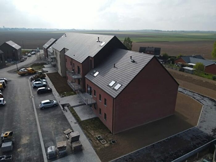 Appartement à Chemin de Chièvres, Hainaut, à vendre