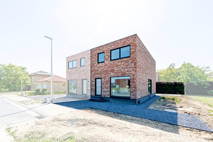 Jacob Van Maerlantstraat, Hooglede : Maison 4 pièces à vendre