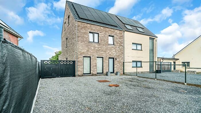Weg naar Zutendaal A, Maasmechelen - Maison 14 pièces à vendre