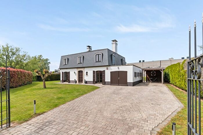 Maison 15 pièces à vendre à Constant Permekelaan, SintMartensLatem
