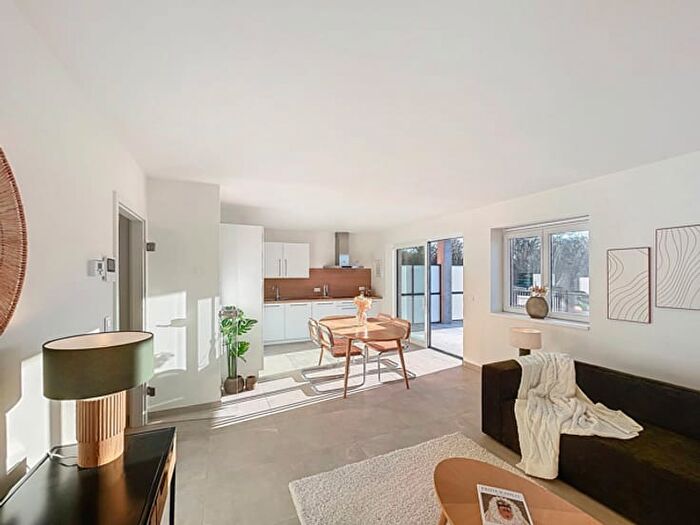 Rue du Luxembourg : Appartement 2 pièces à vendre