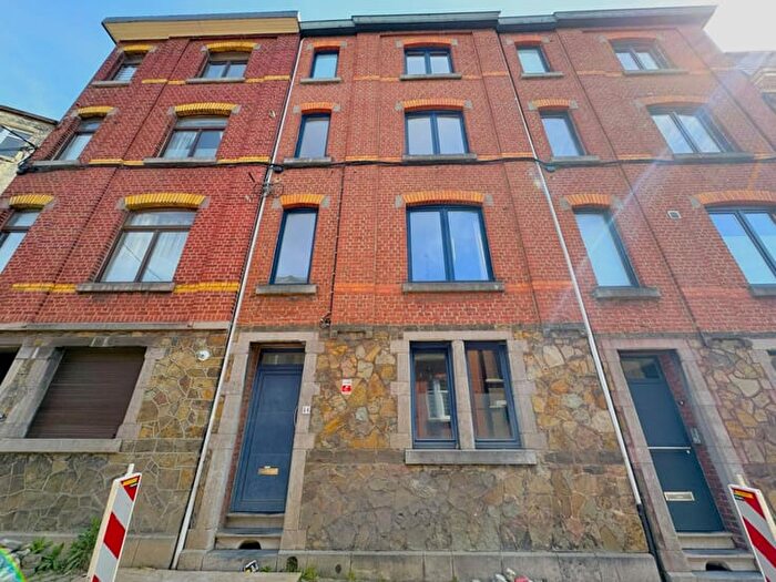 Maison 4 pièces à louer - rue Billy, Grivegnee