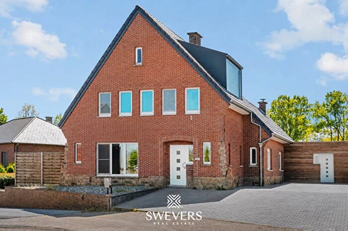 Tongersesteenweg, TongerenBorgloon : Maison 1 pièce à vendre