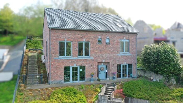 Maison 5 pièces à Rue Arthur Piroton, Anthisnes, à vendre