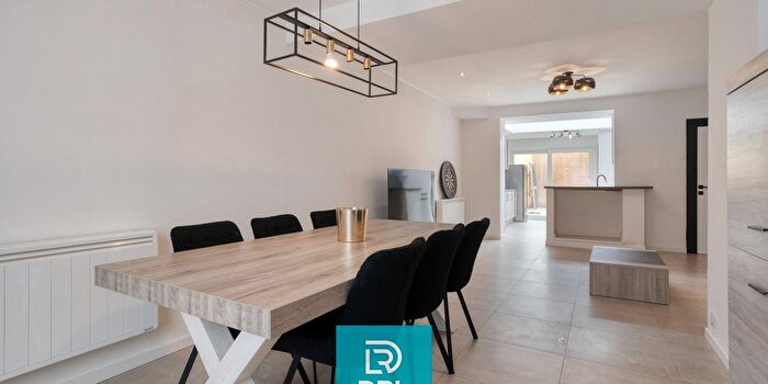 Bloemenstraat, Oostende : Maison 3 pièces à vendre