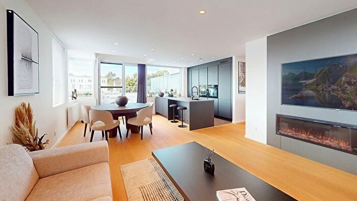 Appartement 3 pièces à vendre à Chaussée des Nerviens, X