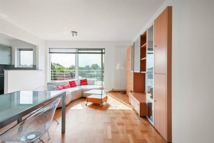 Bredabaan, Brasschaat : Appartement 1 pièce à louer