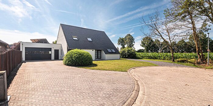 Maison 4 pièces à vendre à Kapelakker, Ravels