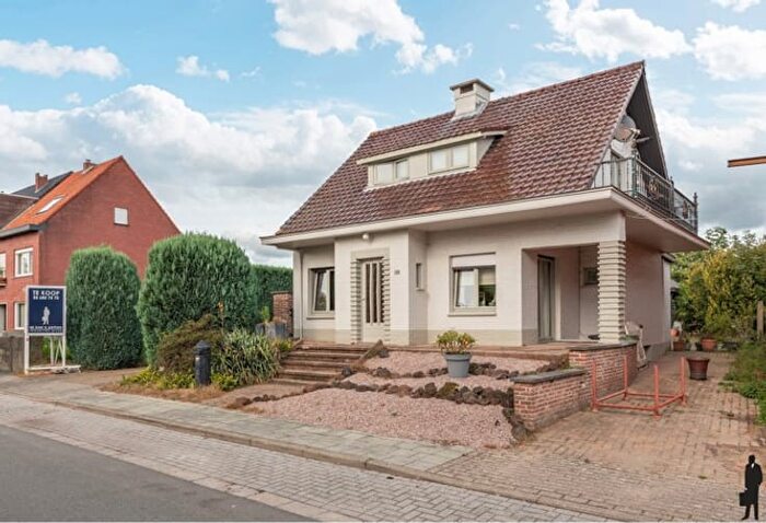 Beliestraat, Essen : Maison 3 pièces à vendre