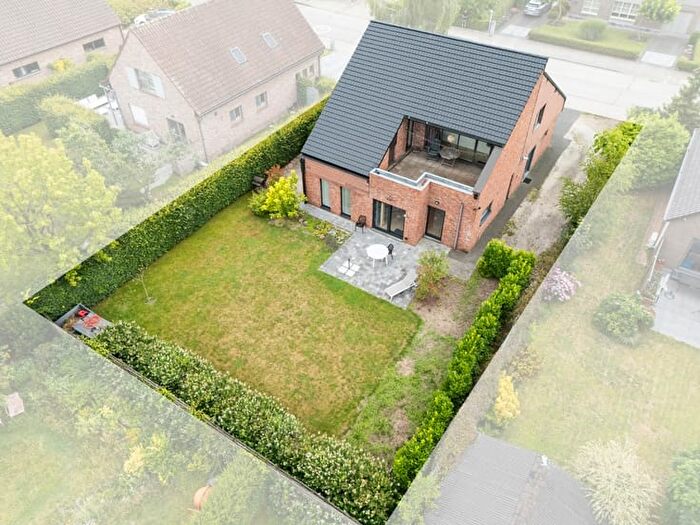Oudebareelstraat, SintAmandsberg : Maison 16 pièces à vendre