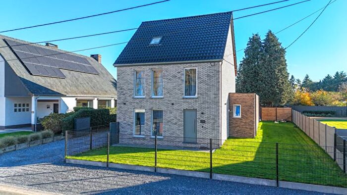 Maison 5 pièces à vendre à Tervantstraat bus, Beringen