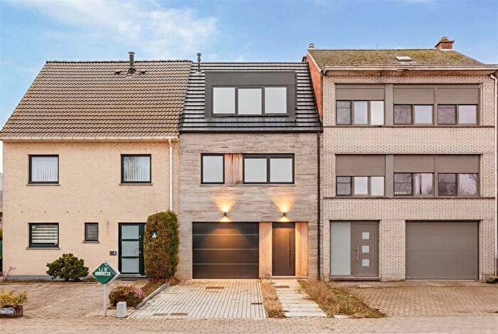 Boomsesteenweg, Willebroek : Maison 4 pièces à vendre