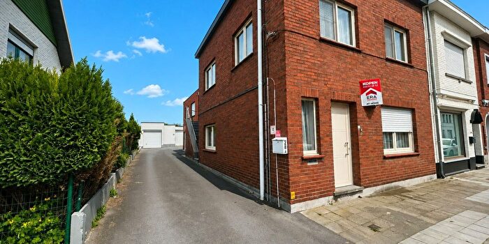 Appartement 3 pièces à vendre - Koning Albertfonds, Wervik