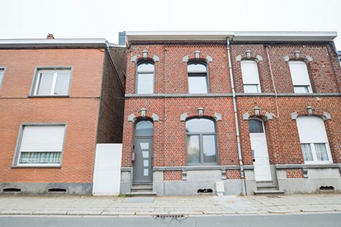 Maison 5 pièces à Rue de l'Eglise, Pont à Celles, à vendre