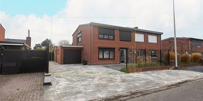 Wielewaalstraat, Houthalen : Maison 4 pièces à vendre
