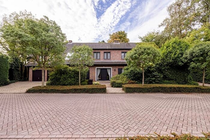 Sparrenstraat, VORST : Maison 5 pièces à vendre