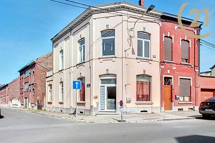 Chaussée de Nivelles, Charleroi - Maison 4 pièces à vendre