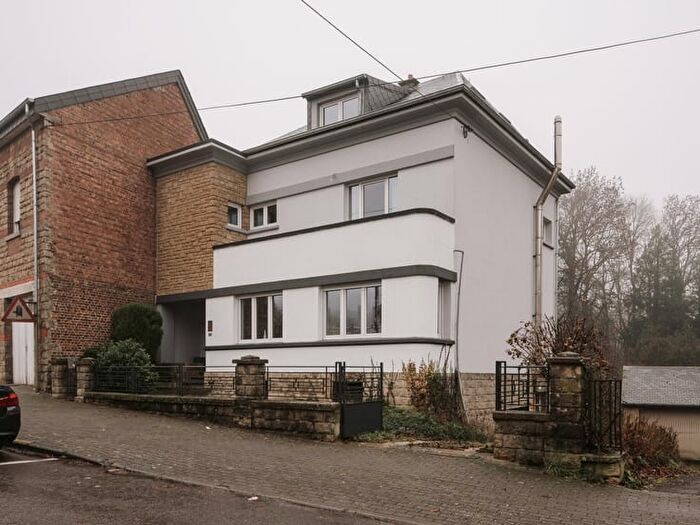 Maison 5 pièces à vendre à Rue de Diekirch, ARLON