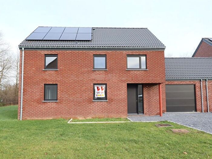 Maison 4 pièces à vendre - Rue de la montagne, Anseremme