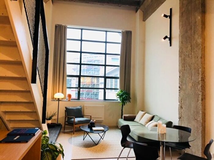 Appartement 1 pièce à louer - Rue Albert Duesberg, Luik