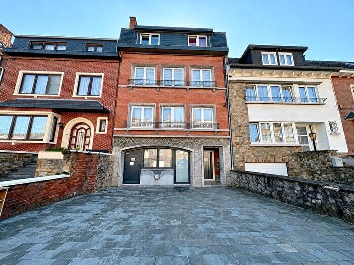 Maison 9 pièces à Avenue de la Dame, Namur, à vendre
