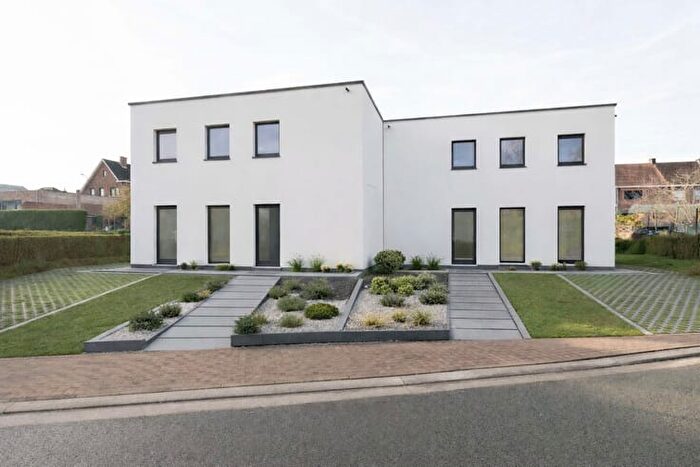 Maison 4 pièces à Molenbeekstraat, Oosterzele, à vendre
