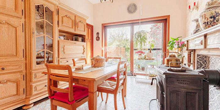 Maison 3 pièces à vendre - Manage, Henegouwen