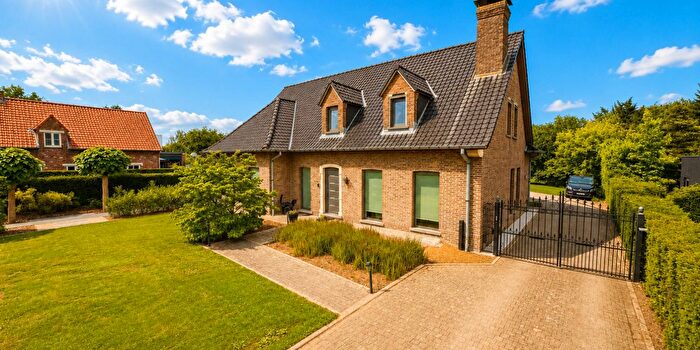 Maison 4 pièces à Geraardsbergse steenweg A, Oosterzele, à vendre