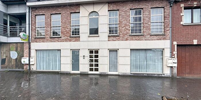 Appartement à Markt, Kruishoutem, à louer