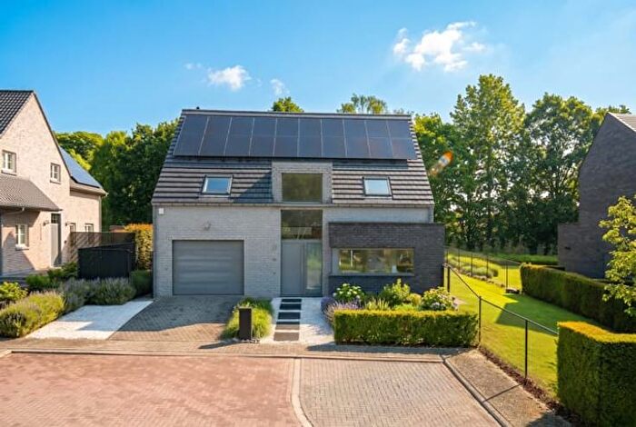Jachtveld, Sterrebeek : Maison 4 pièces à vendre