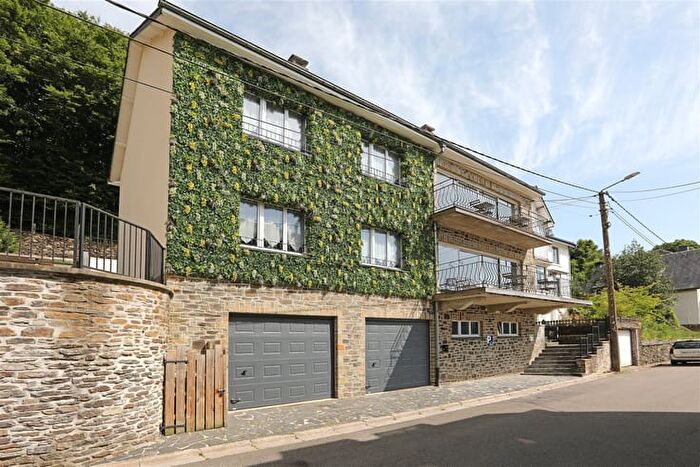 Maison 9 pièces à vendre à AuDessus de la Ville a, BOUILLON