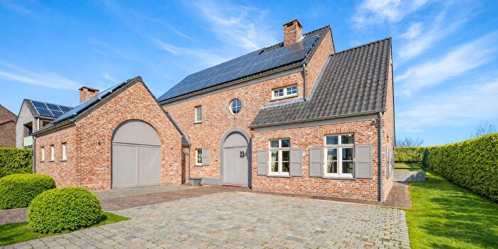 Maison 5 pièces à vendre - Hundelingenstraat, Jeuk