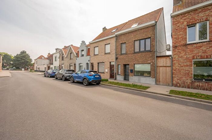 Maison 10 pièces à Lisseweegse Steenweg, Lissewege, à vendre