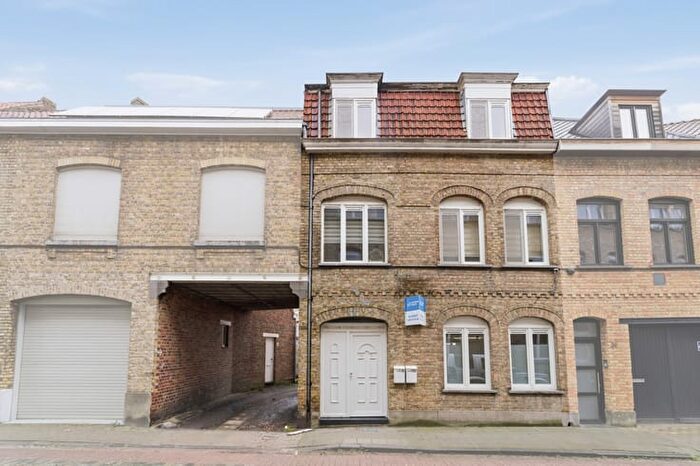 Maison 14 pièces à Beluikstraat, Ieper, à vendre