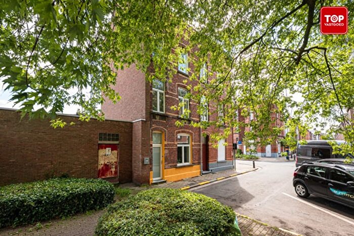 Jozef Van Crombrugghestraat, Gent : Maison 4 pièces à vendre