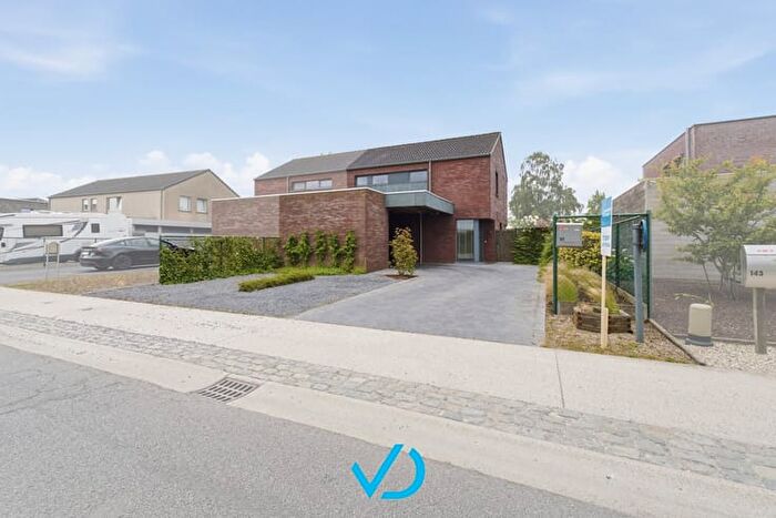 Maison 12 pièces à vendre - Oostnieuwkerksesteenweg, Roeselare
