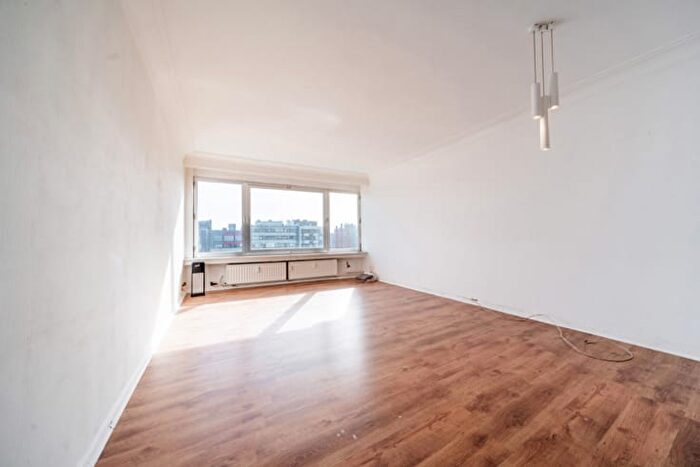 Appartement 8 pièces à vendre - Avroy, C