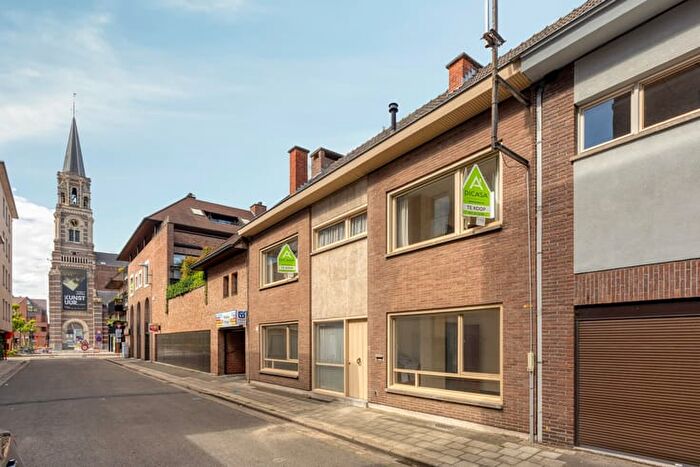 Maison 12 pièces à vendre à Torenstraat, Roeselare